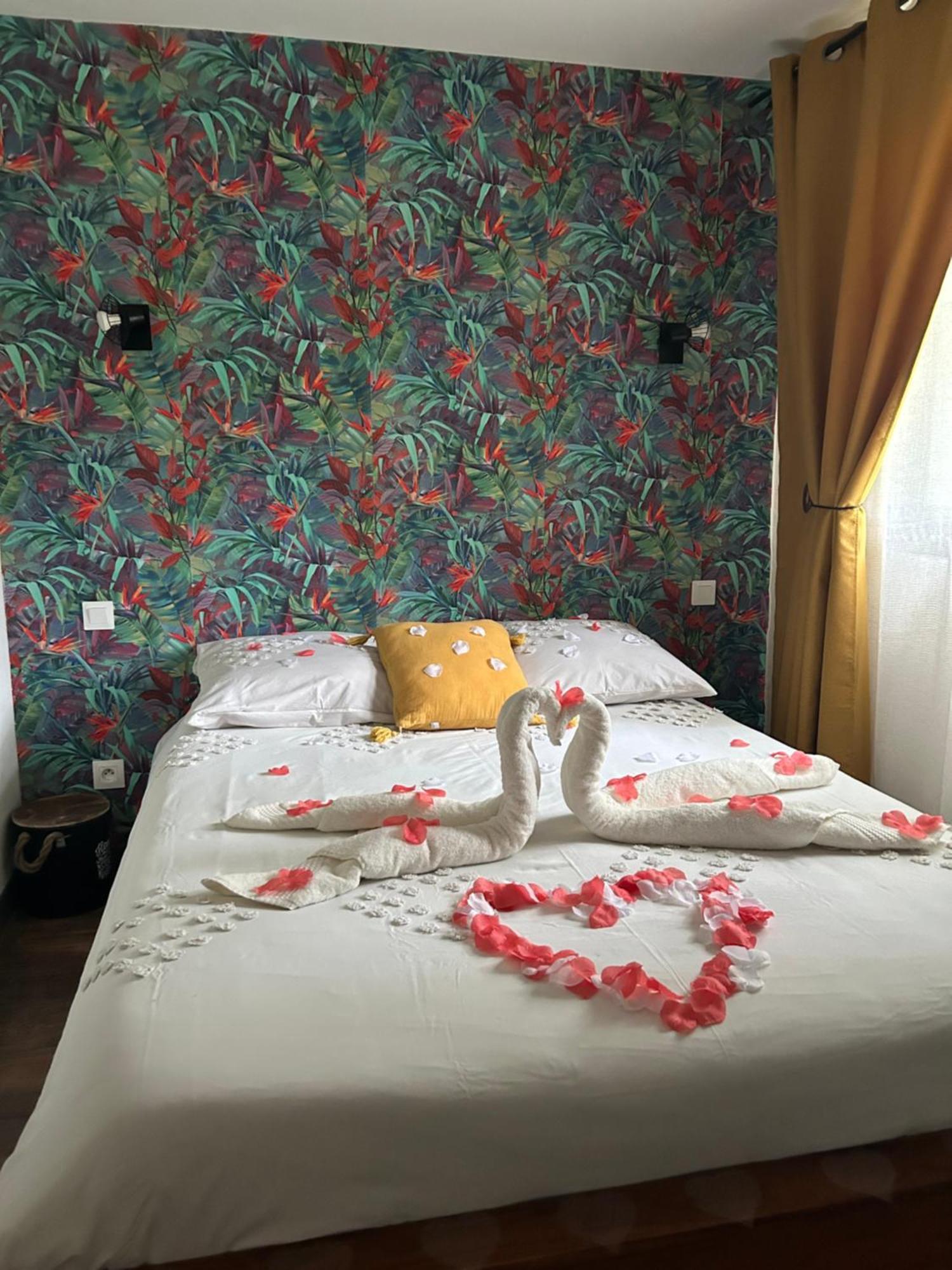 Le Palan Villa Saint Pierre Bagian luar foto